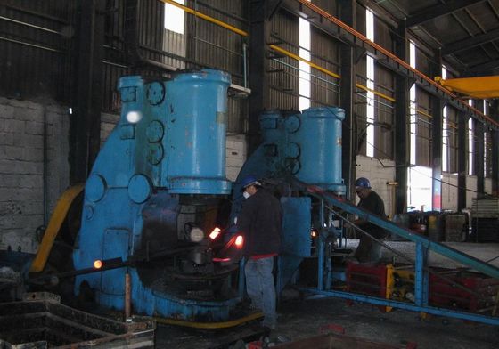 martillo neumático para forjar bolas de acero de pulido